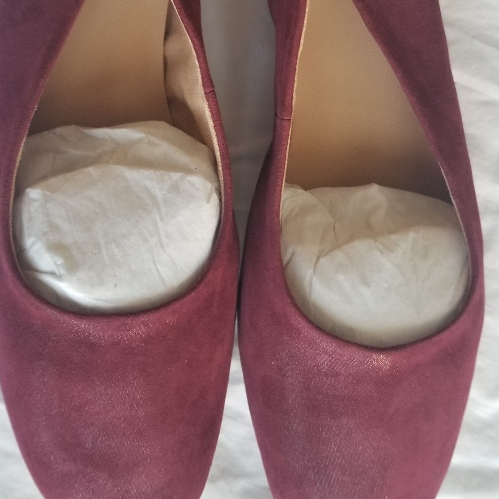 Joe’s flat,  new w/ box, sz 6M